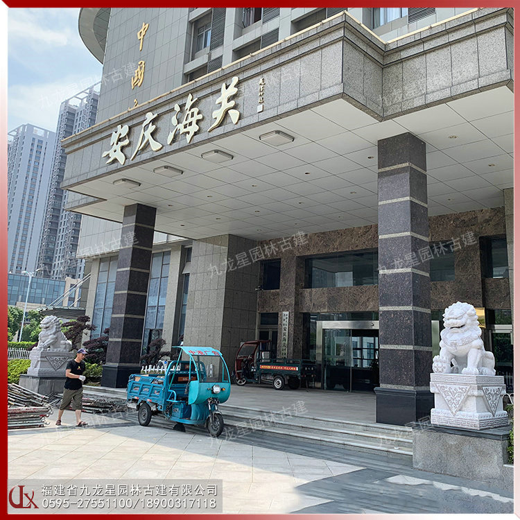 門(mén)口石獅子圖片